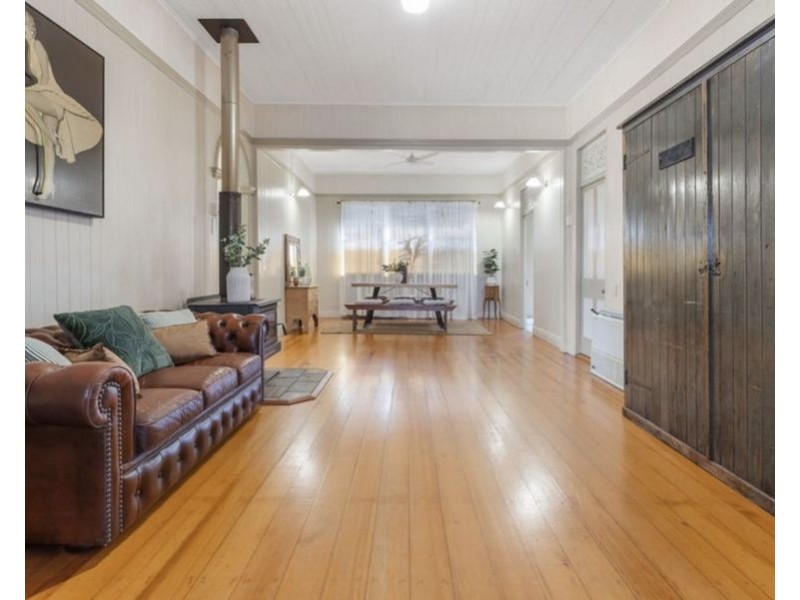 24 Tantivy St, Tivoli QLD 4305