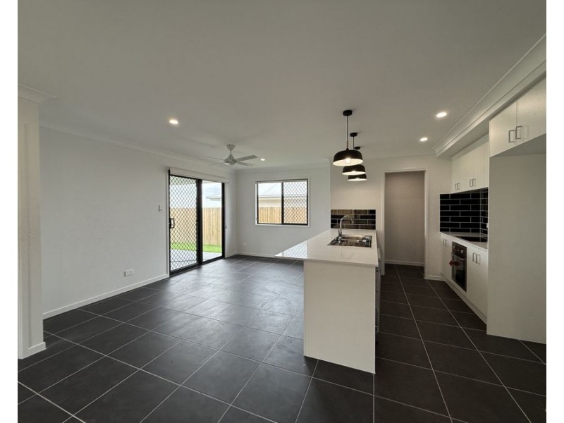 44 Coen Rd, South Maclean QLD 4280