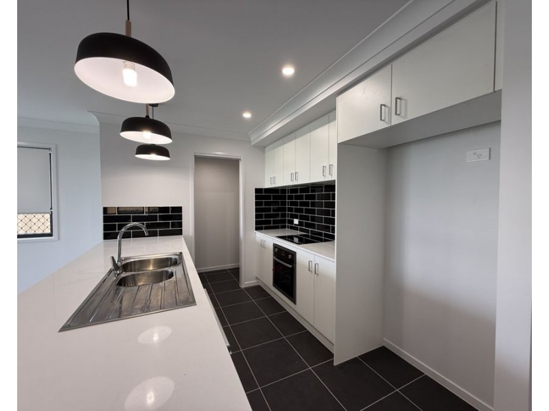 44 Coen Rd, South Maclean QLD 4280