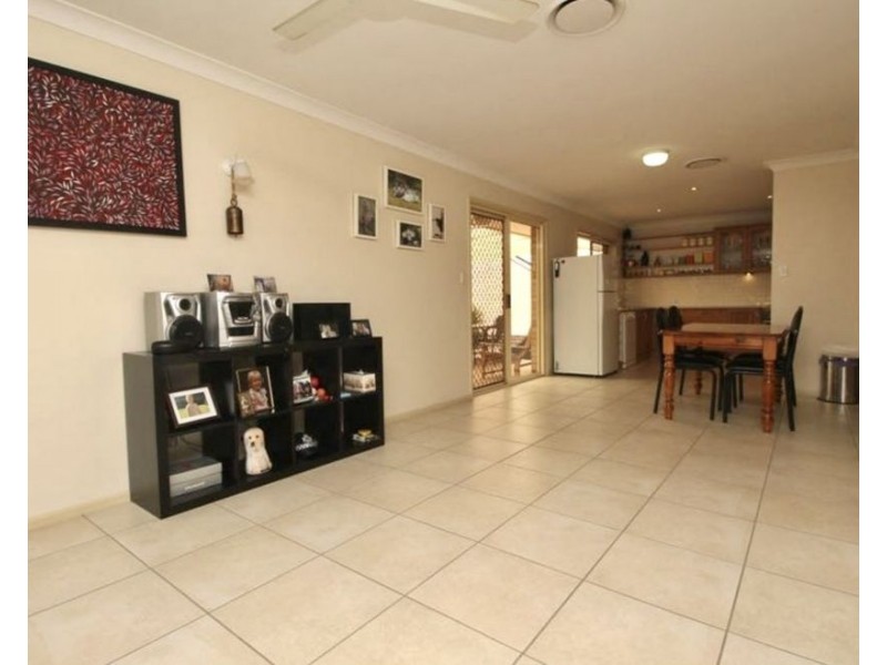 6 Beatrice Tallon, North Ipswich QLD 4305