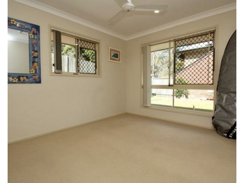 6 Beatrice Tallon, North Ipswich QLD 4305