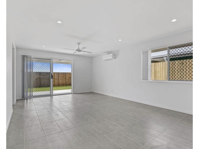 55 Sunrise Street, Ripley QLD 4306