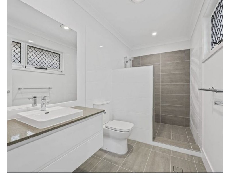 55 Sunrise Street, Ripley QLD 4306