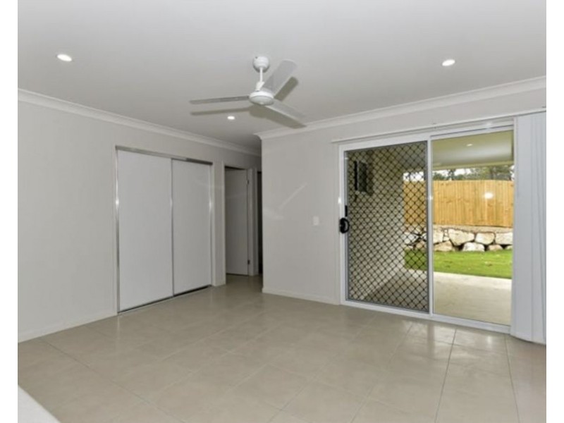 1/7 Wenlock Place, Brassall QLD 4305