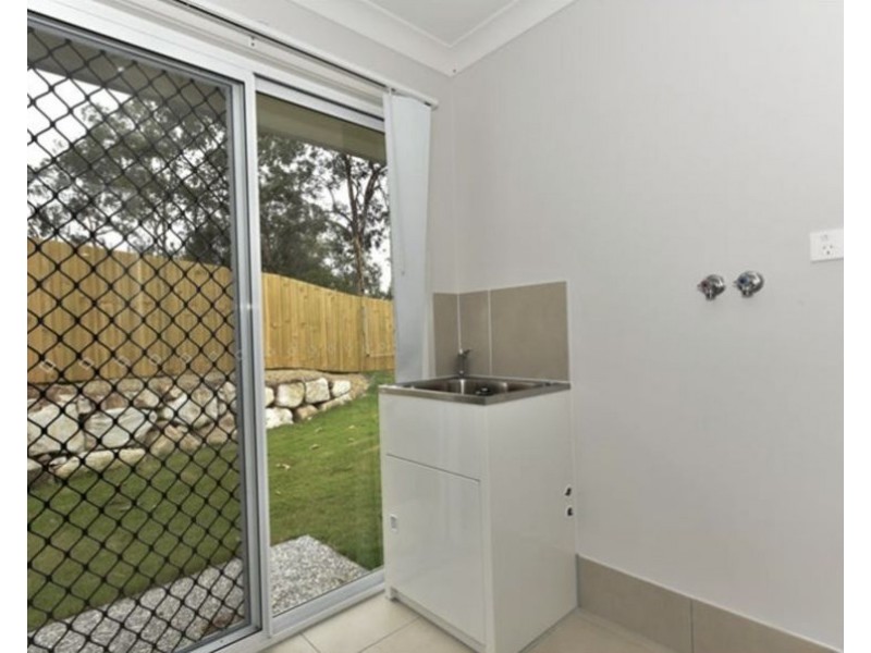 1/7 Wenlock Place, Brassall QLD 4305