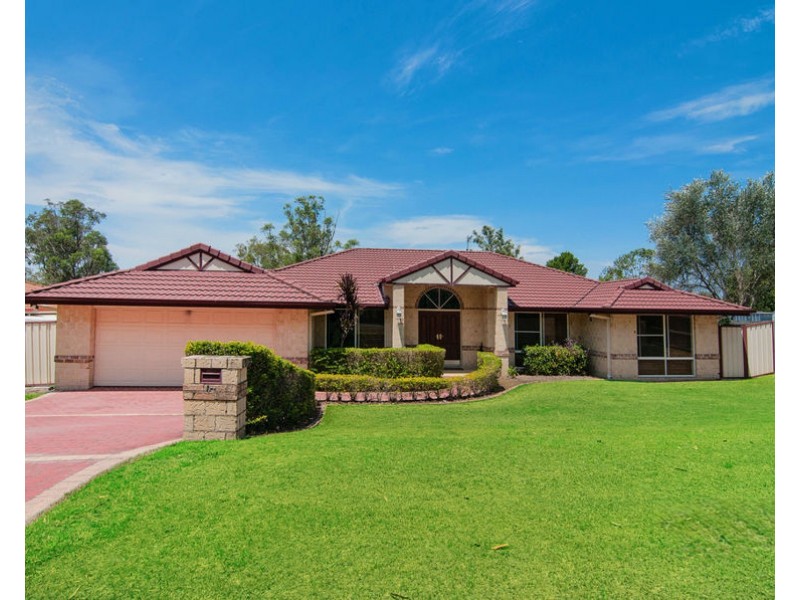 17 Highvale Dr, Helensvale QLD 4212