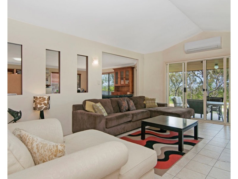 17 Highvale Dr, Helensvale QLD 4212