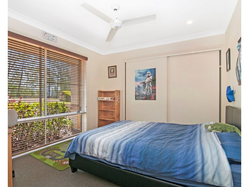 17 Highvale Dr, Helensvale QLD 4212