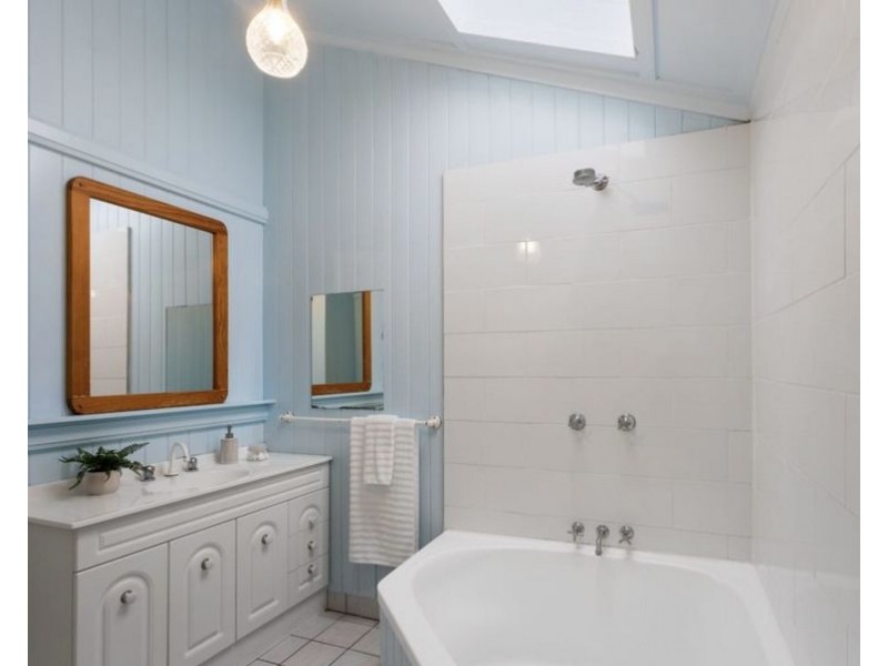 15 French St, Booval QLD 4304