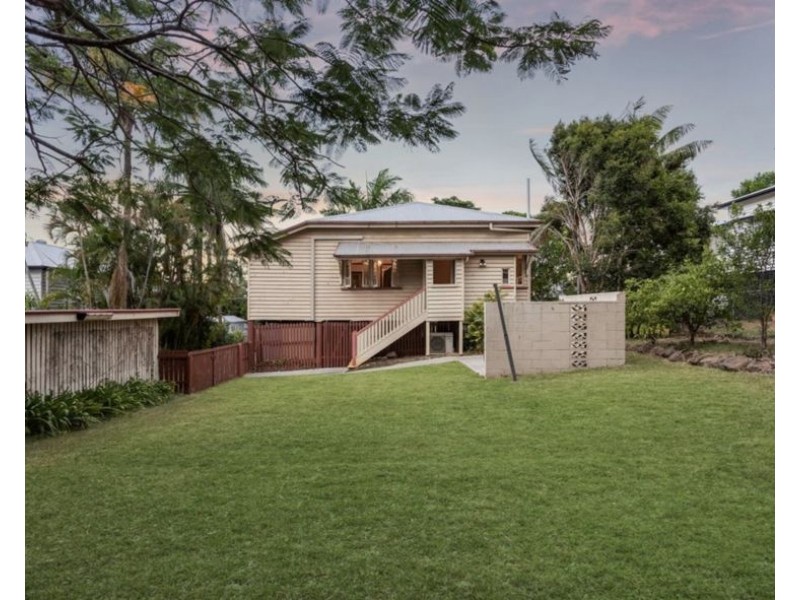 15 French St, Booval QLD 4304