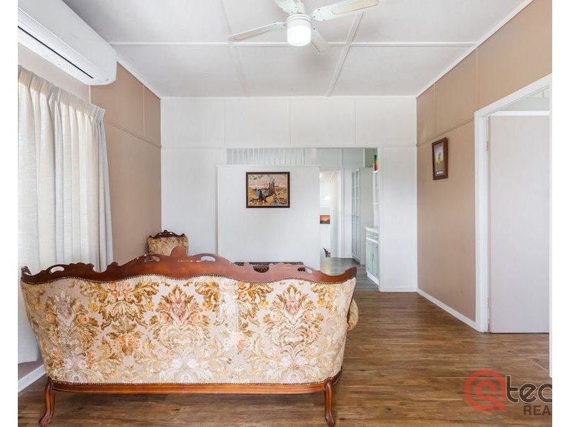 22 Chermside Road, Eastern Heights QLD 4305