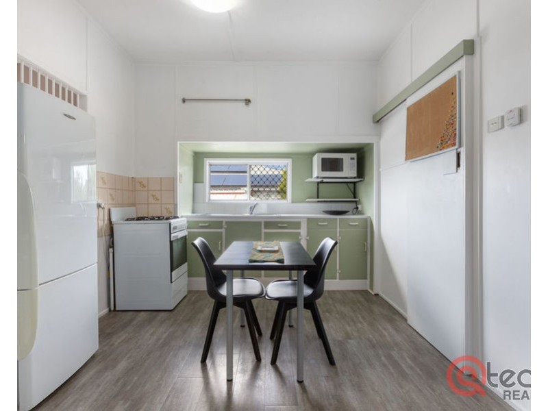 22 Chermside Road, Eastern Heights QLD 4305