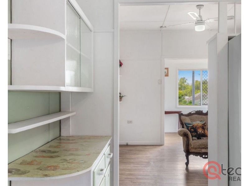 22 Chermside Road, Eastern Heights QLD 4305