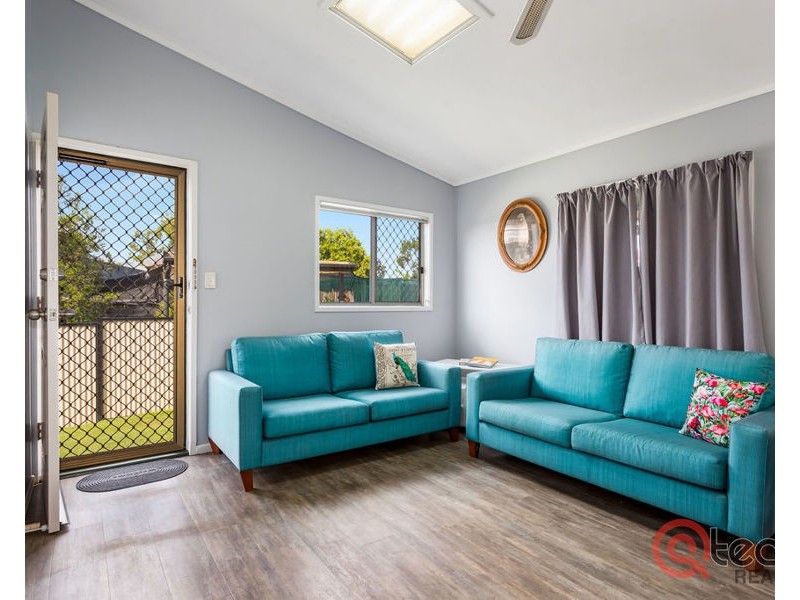 22 Chermside Road, Eastern Heights QLD 4305