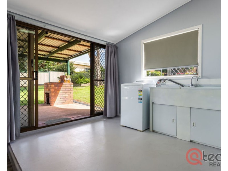 22 Chermside Road, Eastern Heights QLD 4305