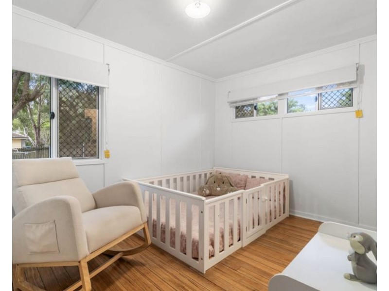 3 Mitchell Street, Riverview QLD 4303