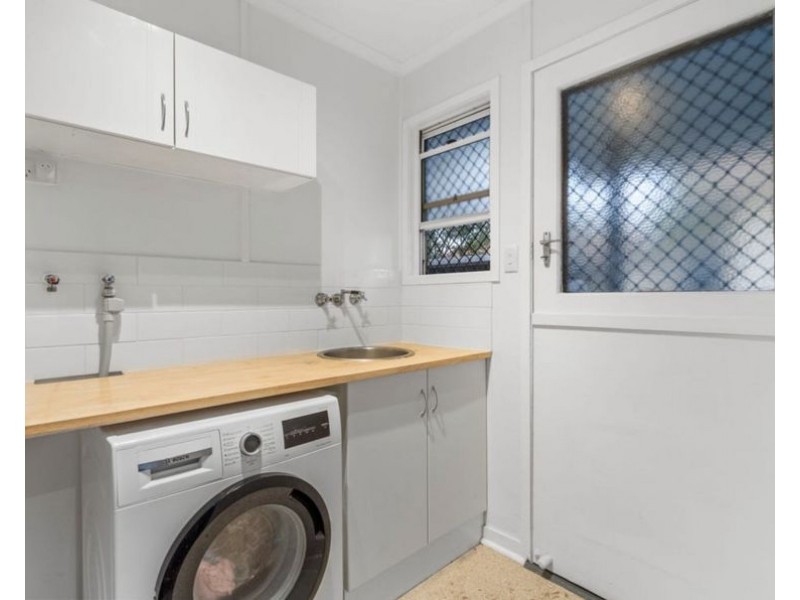 3 Mitchell Street, Riverview QLD 4303