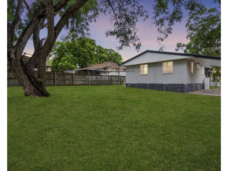 3 Mitchell Street, Riverview QLD 4303