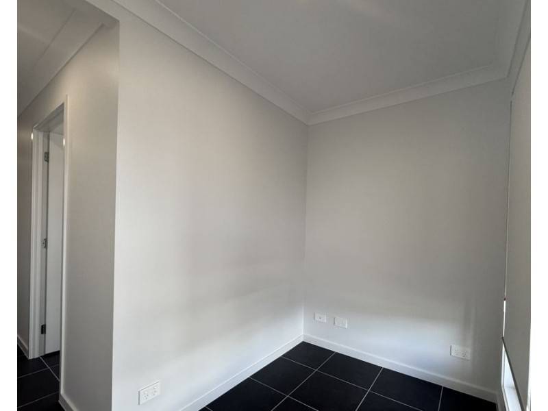 81 Endeavour Cct, South Maclean QLD 4280