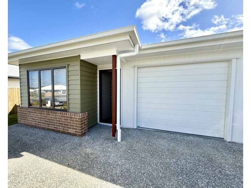 1/10 Merlot Ct, Logan Reserve QLD 4133