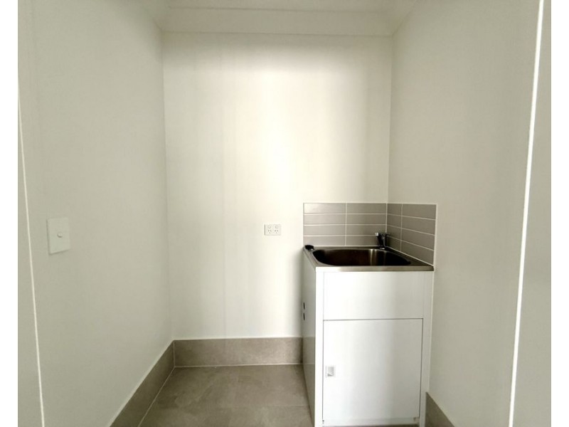 1/10 Merlot Ct, Logan Reserve QLD 4133