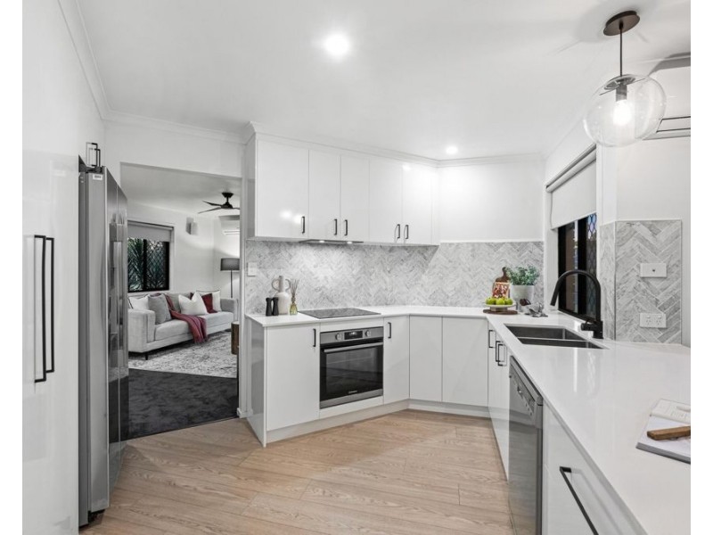 16 Brisbane Street, Churchill QLD 4305