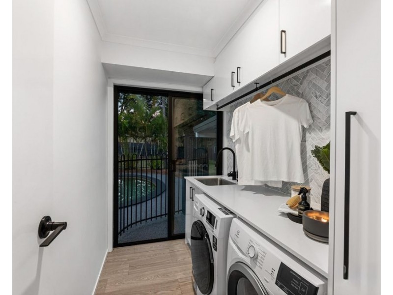 16 Brisbane Street, Churchill QLD 4305