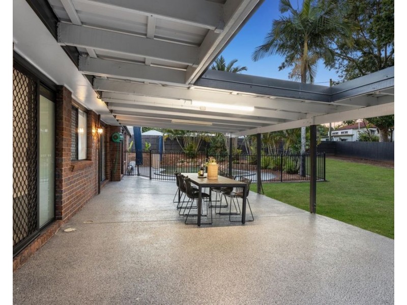 16 Brisbane Street, Churchill QLD 4305