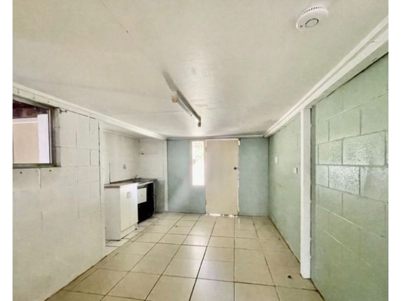 17 Pine Mountain Road, North Ipswich QLD 4305