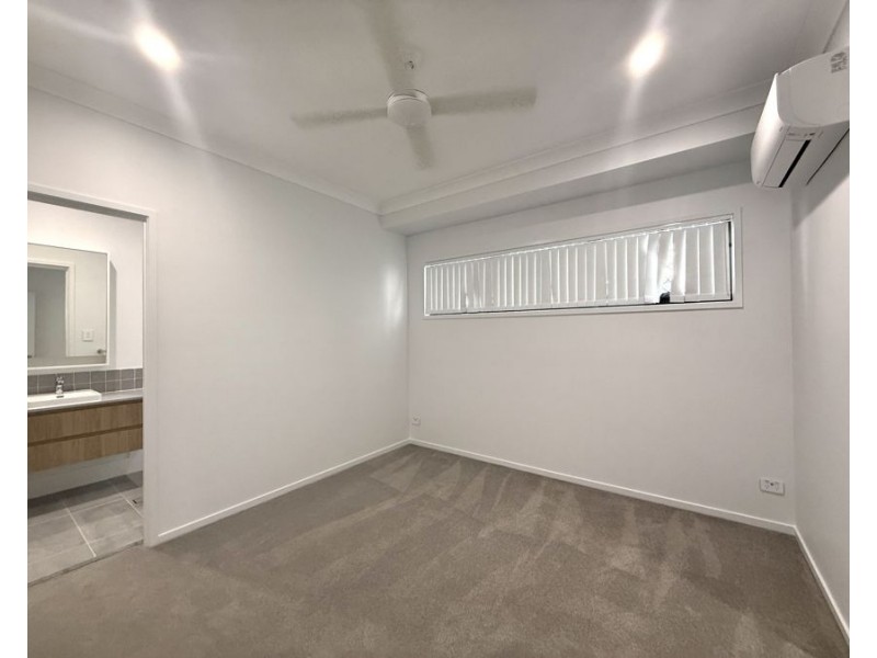 28 Ivorywood Street, Deebing Heights QLD 4306