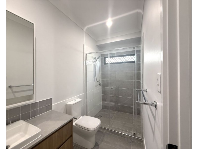 28 Ivorywood Street, Deebing Heights QLD 4306