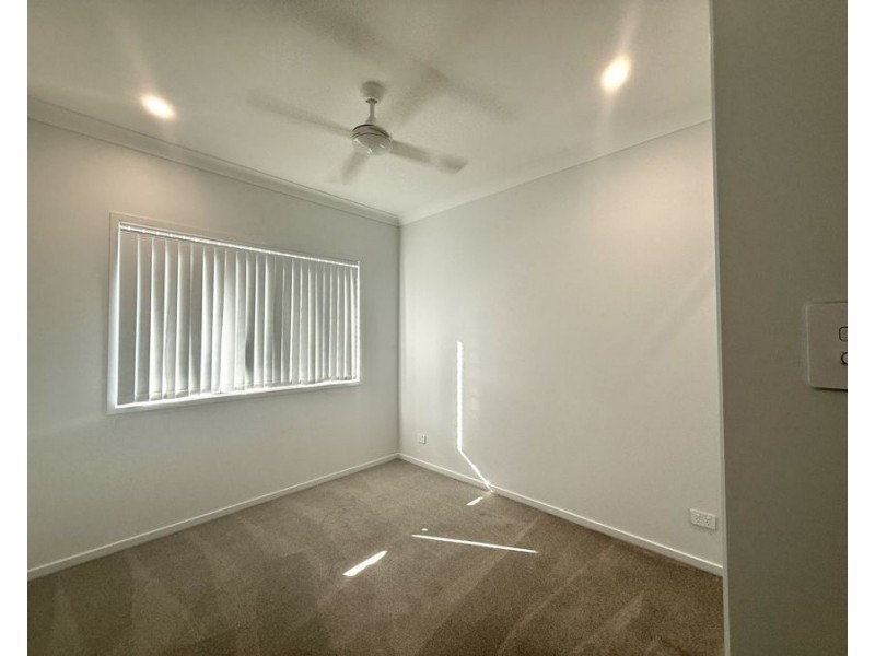 28 Ivorywood Street, Deebing Heights QLD 4306