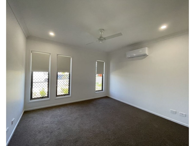 25 Lilium Street, Ripley QLD 4306