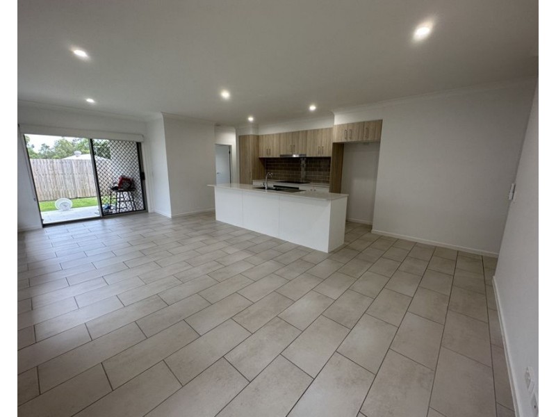 25 Lilium Street, Ripley QLD 4306