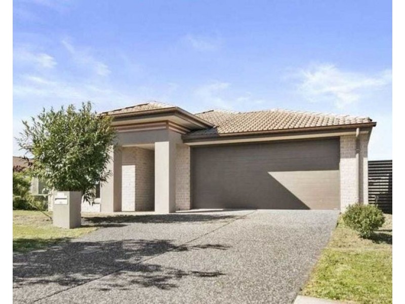 22 Moogerah Blvd, Redbank Plains QLD 4301