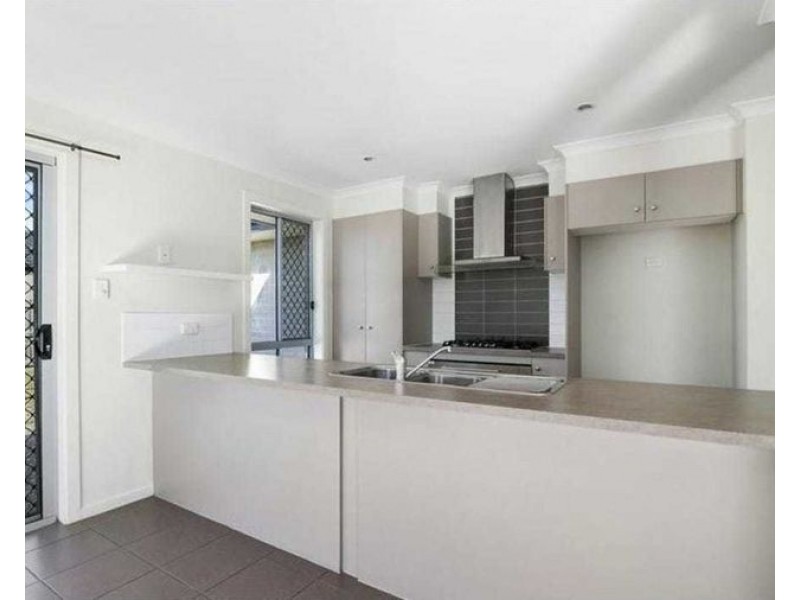 22 Moogerah Blvd, Redbank Plains QLD 4301