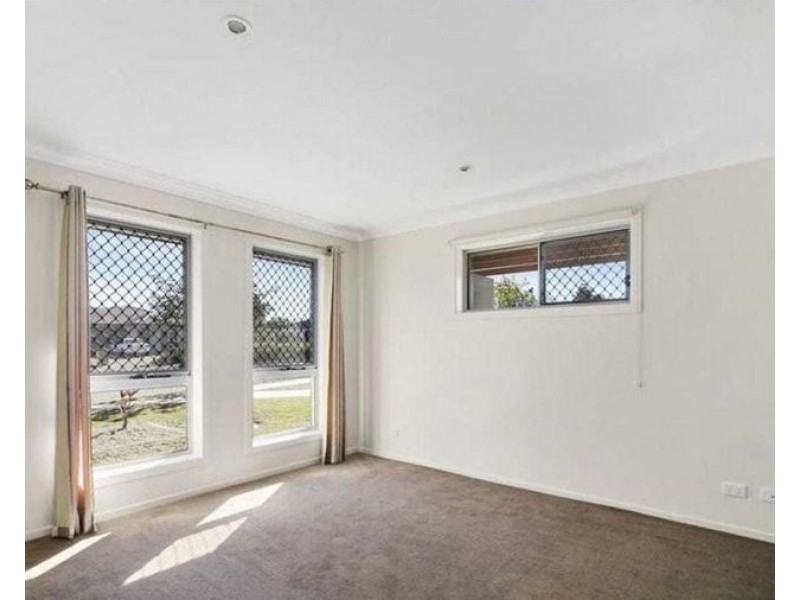 22 Moogerah Blvd, Redbank Plains QLD 4301