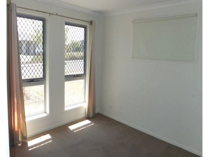 22 Moogerah Blvd, Redbank Plains QLD 4301