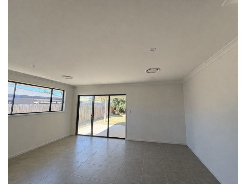 54 Sprite Way, Brassall QLD 4305