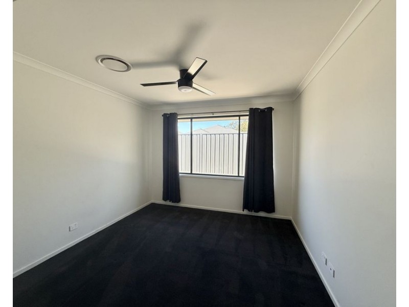 54 Sprite Way, Brassall QLD 4305