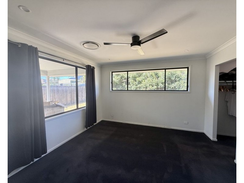 54 Sprite Way, Brassall QLD 4305