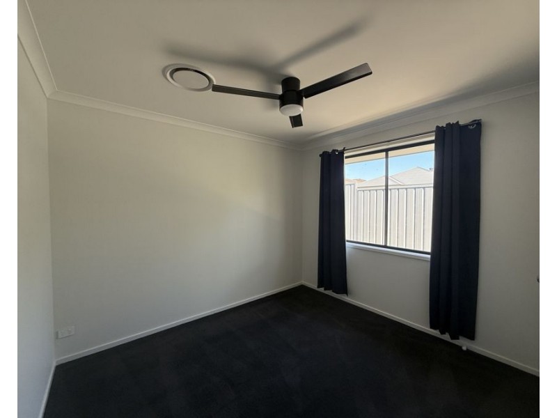 54 Sprite Way, Brassall QLD 4305