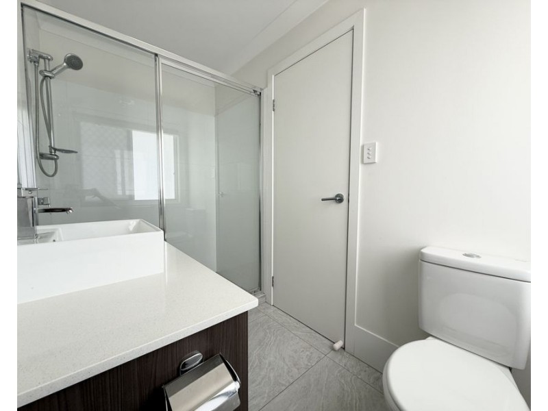 9 Aerial St, Springfield Lakes QLD 4300