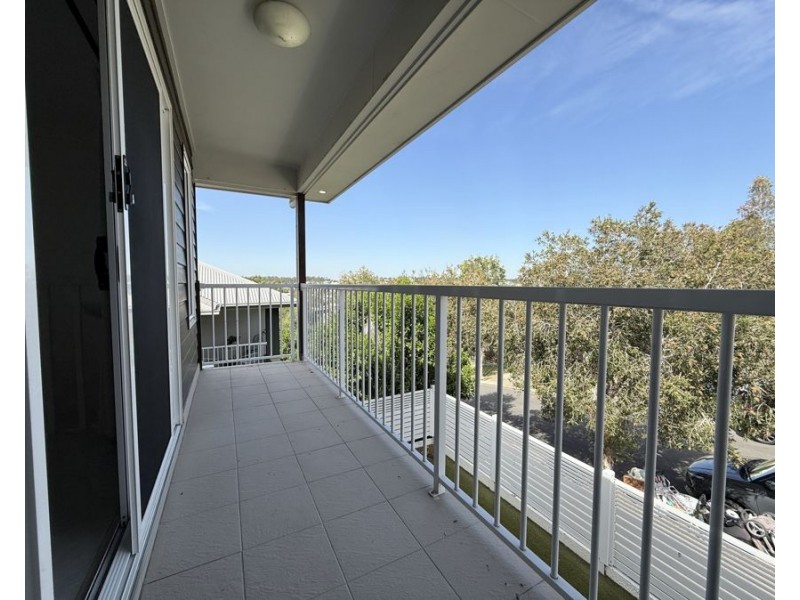 9 Aerial St, Springfield Lakes QLD 4300