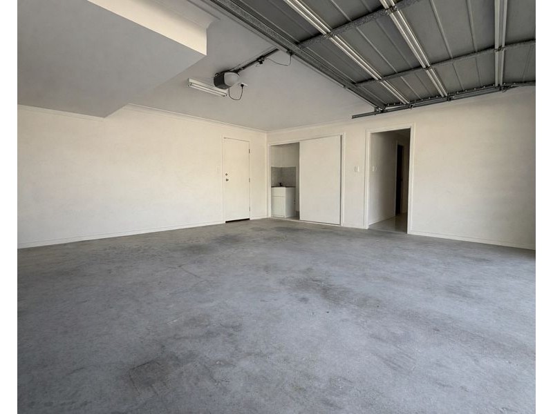 9 Aerial St, Springfield Lakes QLD 4300