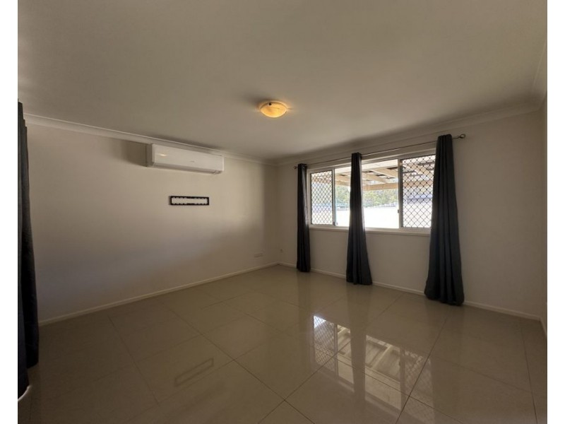 3 Kelso Close, Yamanto QLD 4305
