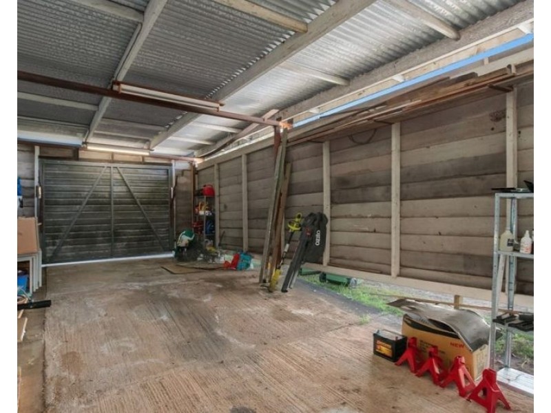 28 Allen St, North Ipswich QLD 4305