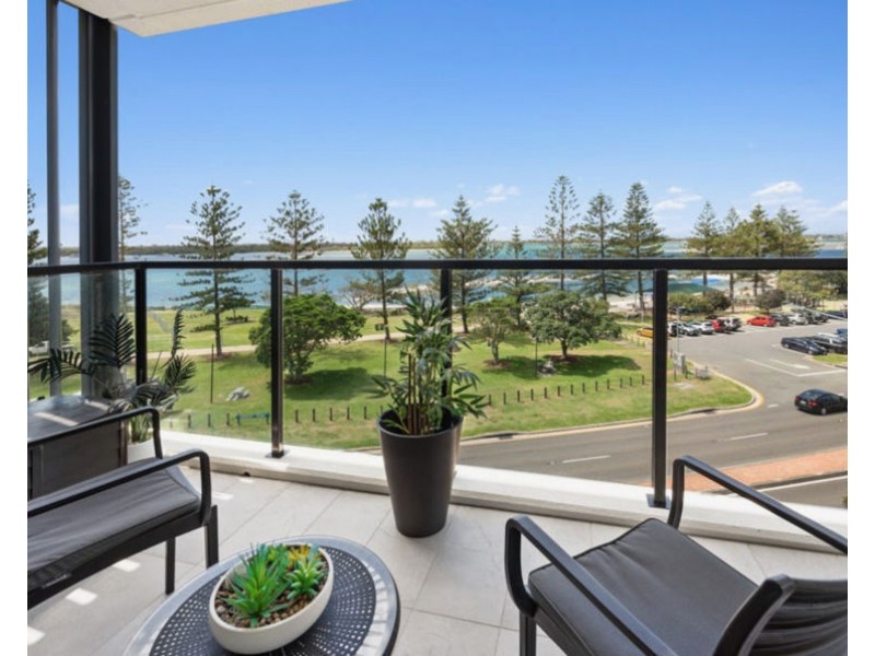 503/372 Marine Pde, Labrador QLD 4215