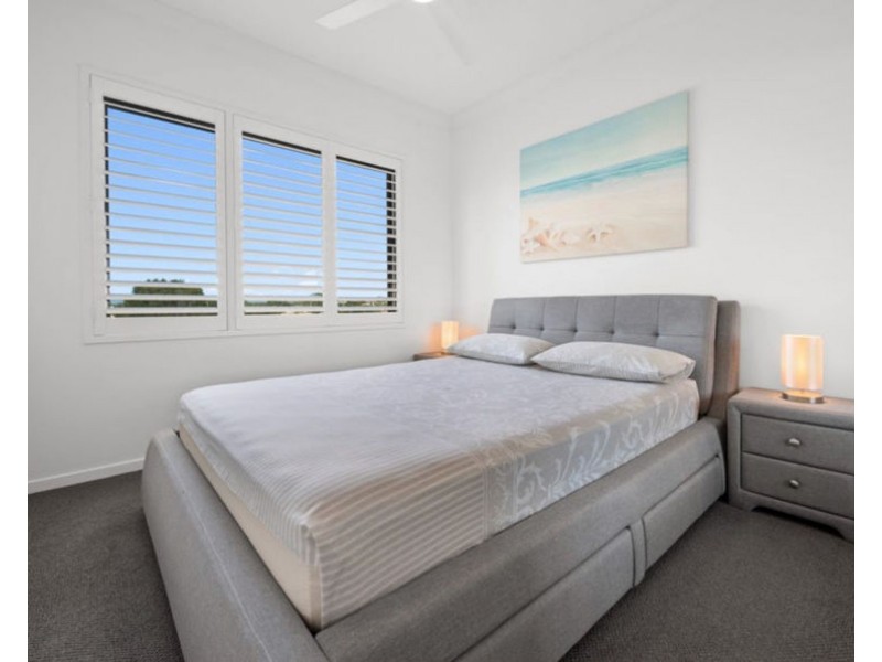 503/372 Marine Pde, Labrador QLD 4215