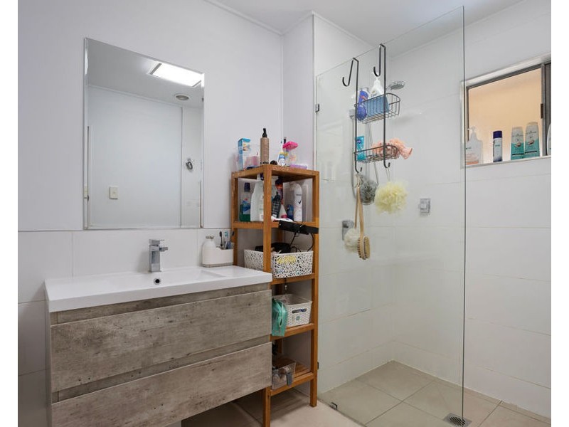 236 Whitehill Road, Raceview QLD 4305